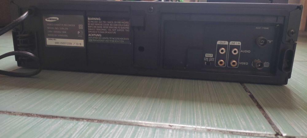 Продам видеомагнитофон самсунг