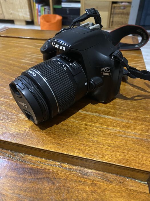 Lustrzanka Canon EOS 1100D mało używany