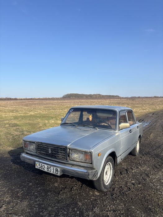 Продаи Ваз жигуль ладу 2107