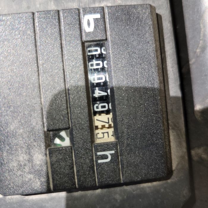 Zamiatarka akumulatorowa Karcher KSM 750 BAT