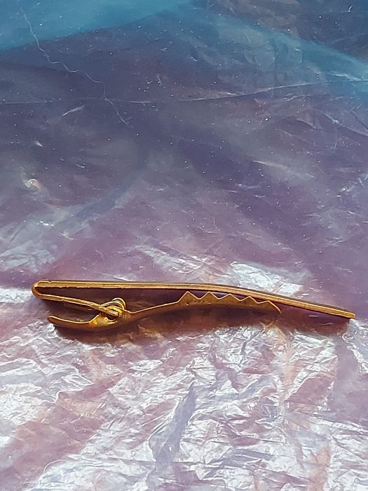 Stara spinka męska do krawata z czasów PRL