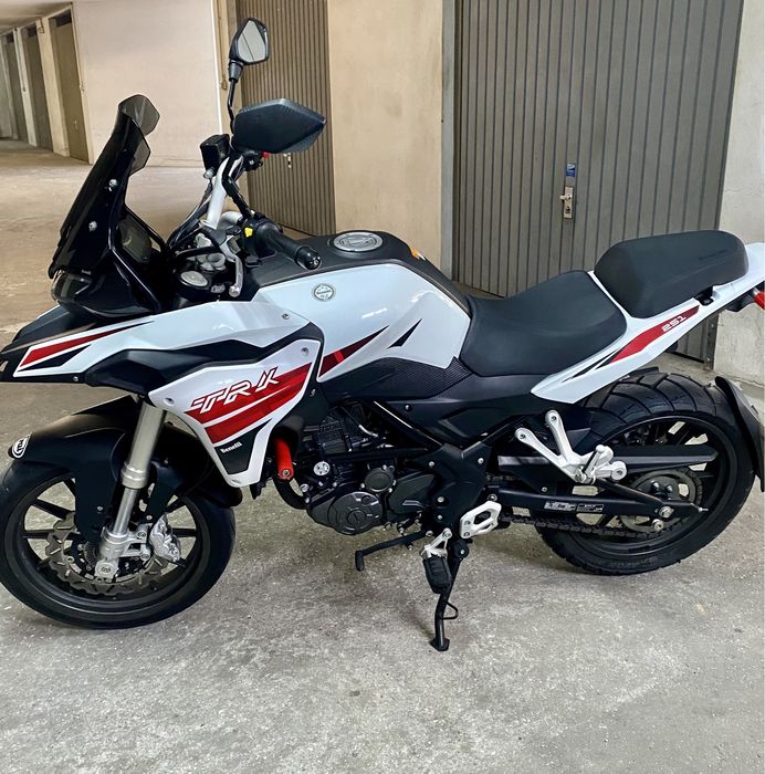 Benelli trk 251 (isenta de selo) poucos kms versao abs
