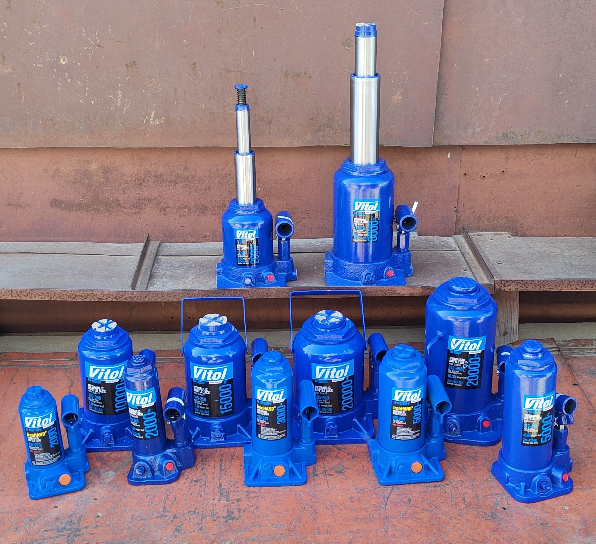 Домкрат Vitol 2т,3т,5т,6т,10т,15т,20т. Для авто фур техніки.: 480 грн ...