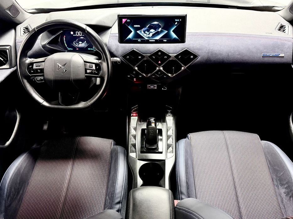 DS DS3 Crossback E-TENSE PERFORMANCE LINE