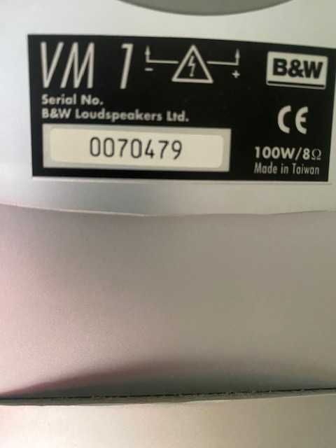 5 colunas Bowers & Wilkins VM1 (4 com suporte alto e 1 com suporte de mesa)