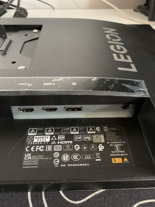 Monitor Lenovo Legion 240hz