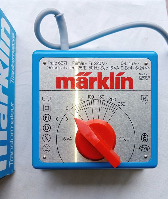 MARKLIN 6671, Transformador com caixa original