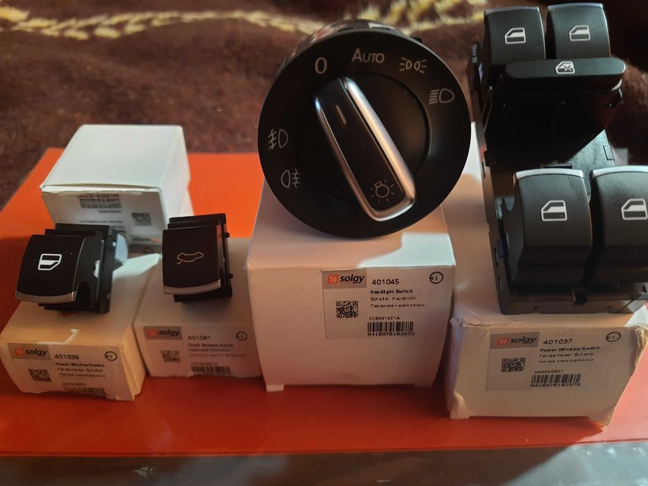 Збірка запчастин в салон до авто VW Polo (sedan) з хромом