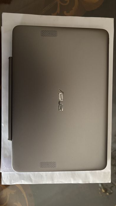 Computador portátil ASUS 10” - c/novo!