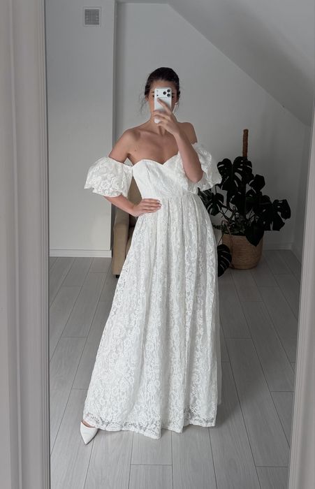 Suknia ślubna koronkowa bufki romantyczna litera A