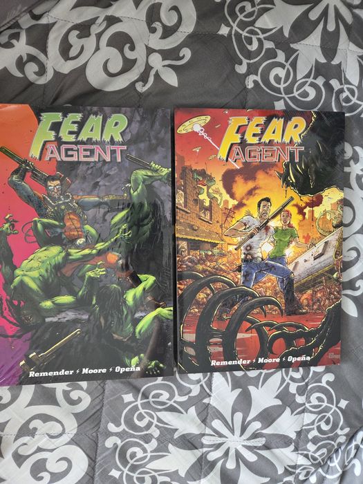 Komiks Fear Agent cała seria.