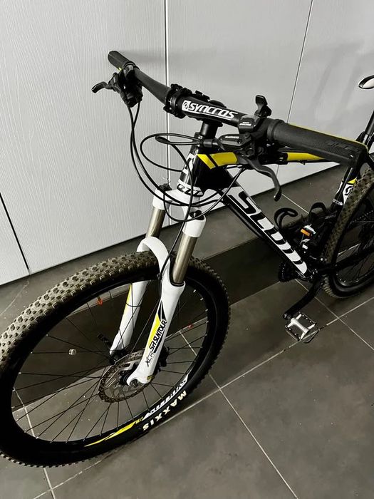 Bicicleta Scott Scale 770 L