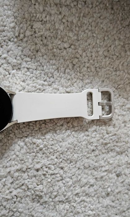 Smartwatch Samsung Galaxy Watch6 40 mm - złoty - SM-R930