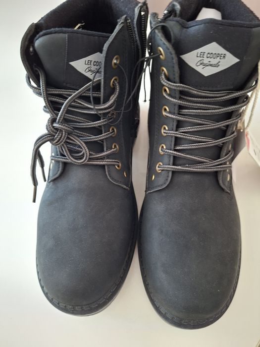 Czarne, sznurowane buty Lee Cooper r.42