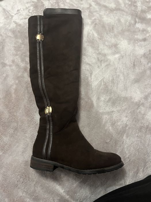 Чоботи замшеві  на цегейкові основі