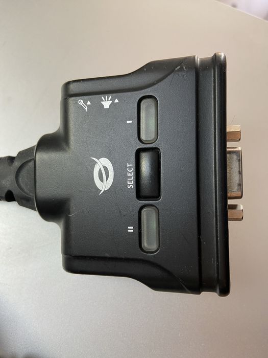 Mini KVM 2 Pc USB64752391251330122