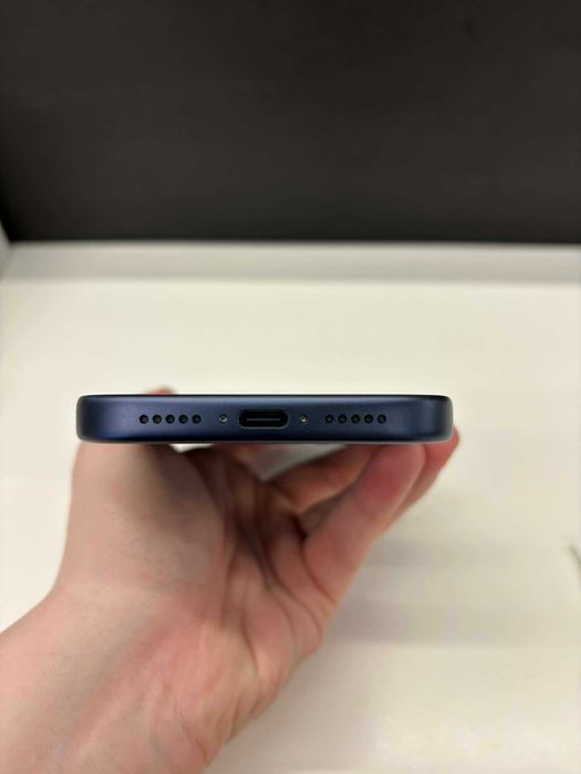 iPhone 17 Pro 256GB Deep blue | Raty 0% | Bateria 100%