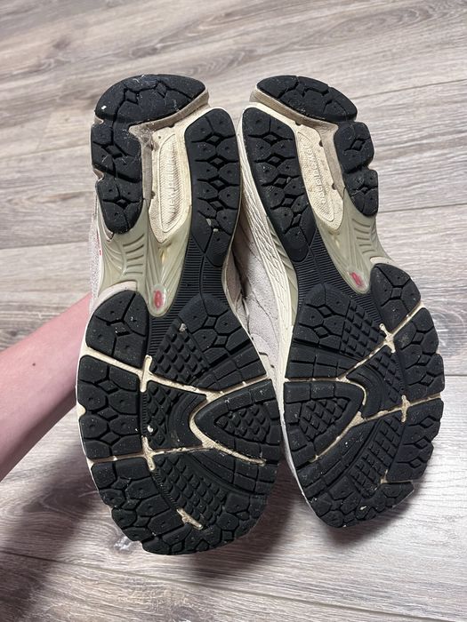 Кроссовки New Balance 2002R, нью беланс