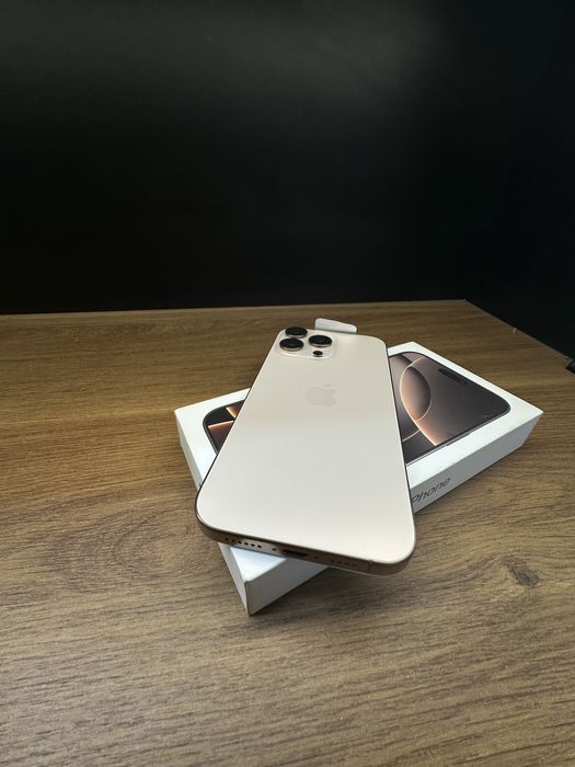 Iphone 16 pro max 256 GOLD