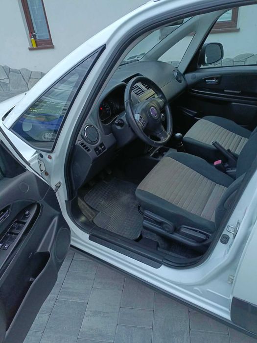Suzuki sx4/Sedici # 4x4 #Klimatronic#Bez rdzy#Super stan