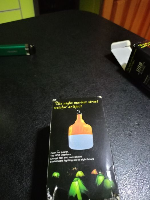 Продам  лед лампу