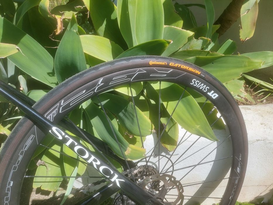 Storck bicicleta de estrada