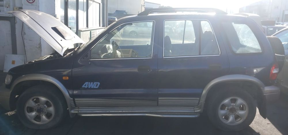 KIA SPORTAGE 2.0TD DE 2000 DISPONÍVEL PARA PEÇAS - MOTOR VENDIDO