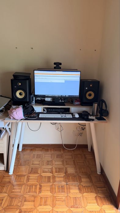 Secretaria como nova