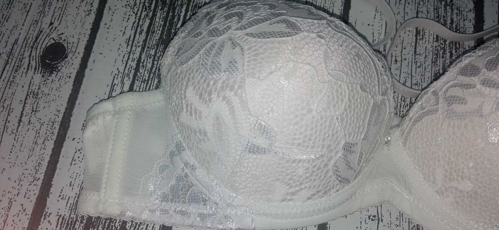 Komplet biustonoszy rozm. 32/70