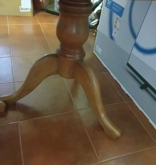 Mesa de jantar.64750853471233121