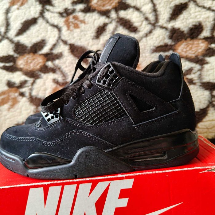 Super  buty Nike Air Jordan 4 Retro Black Cat wkł.24,5 cm świetny stan