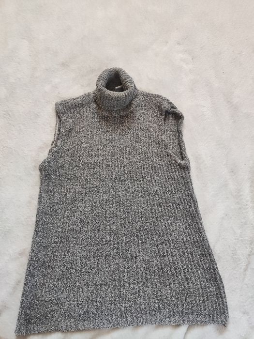 Sweterek bezrękawnik
