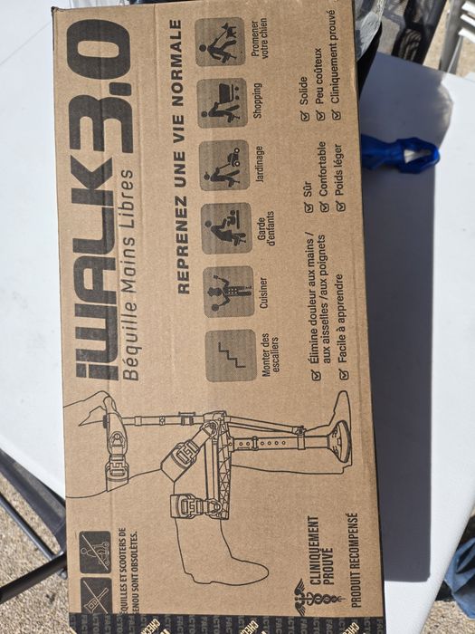 Muleta canadiana ortotese iWalk para andar