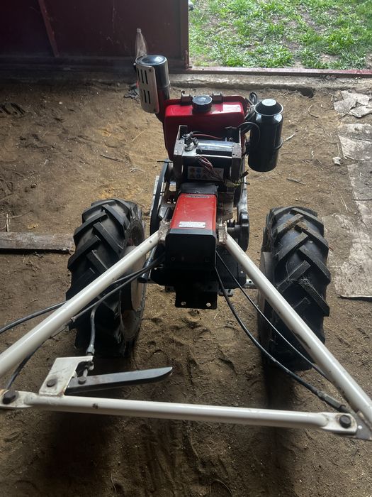 Продам Мотоблок Iseki 1990