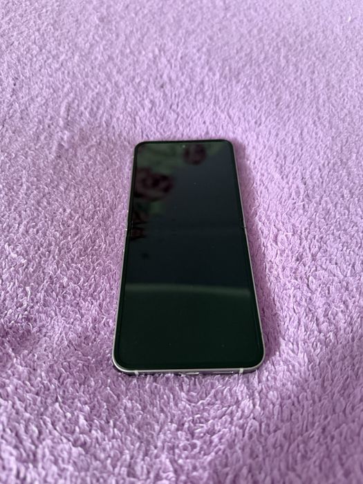 Samsung Galaxy Flip6