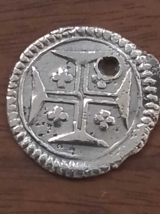 Moeda de Vintém de 1706 de D. João V, em prata, com furo