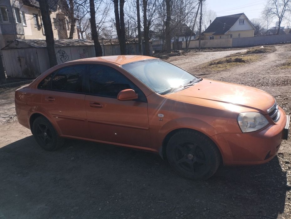 Продам    Лачеті