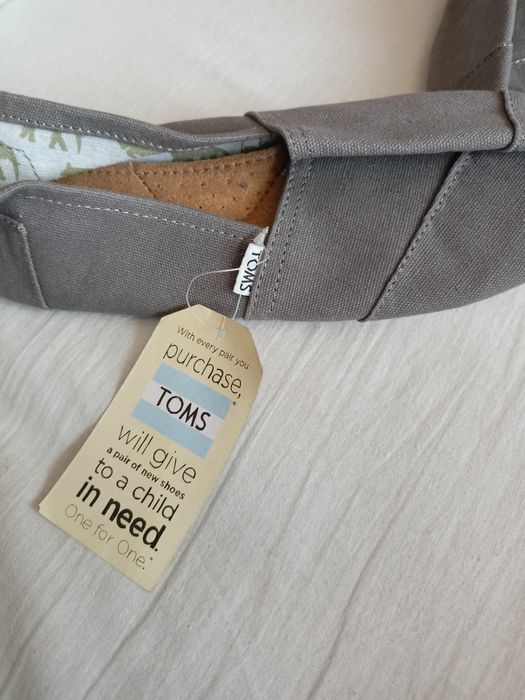 Toms nowe 41   .