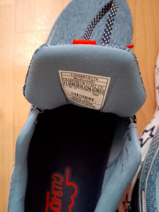 Кросівки чоловічі Brooks