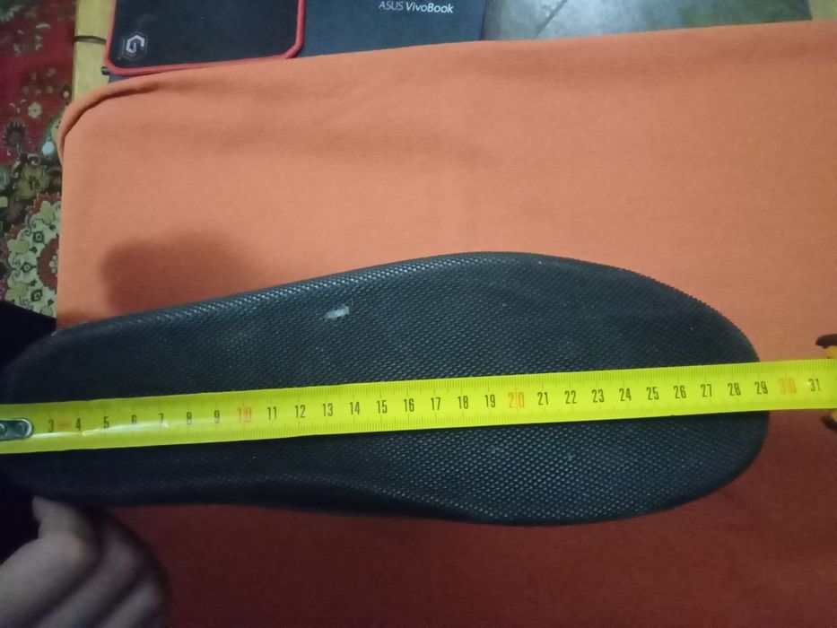 Продам лижі в комплекті з черевиками