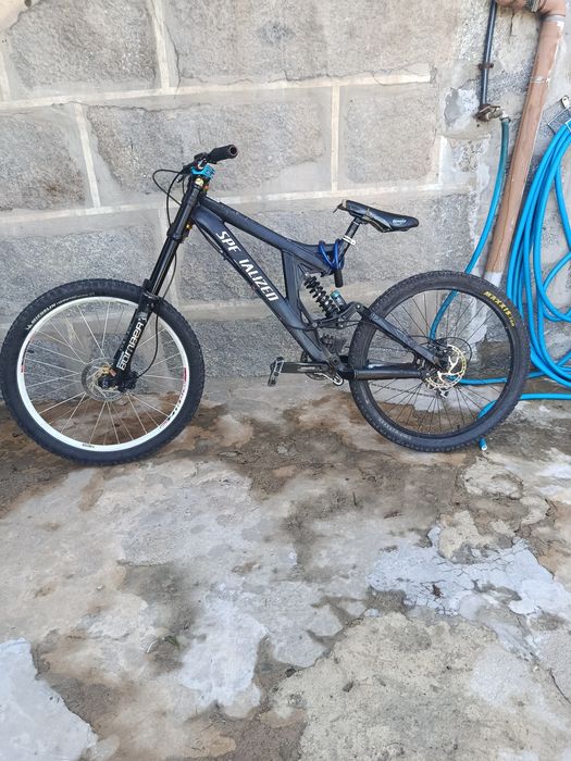 Specialized Big Hit | Marzocchi Bomber 888 | Fox DHX 3.0