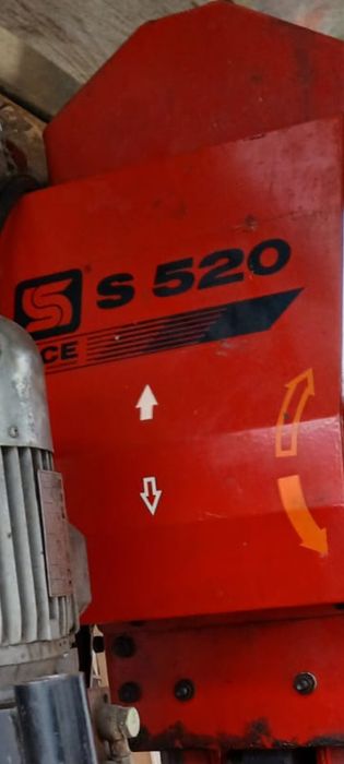 Montażownica do opon ciężarowych