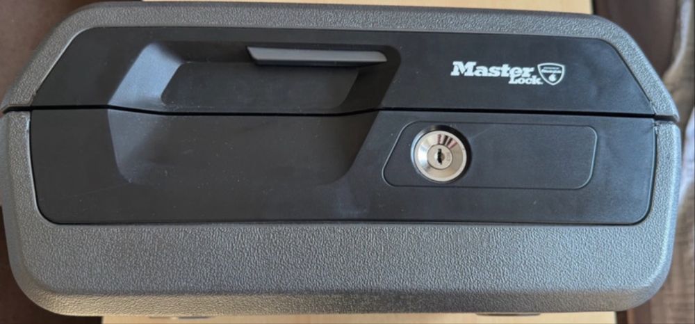 Kasetka pancerna marki Masterlock model LCFW30100
