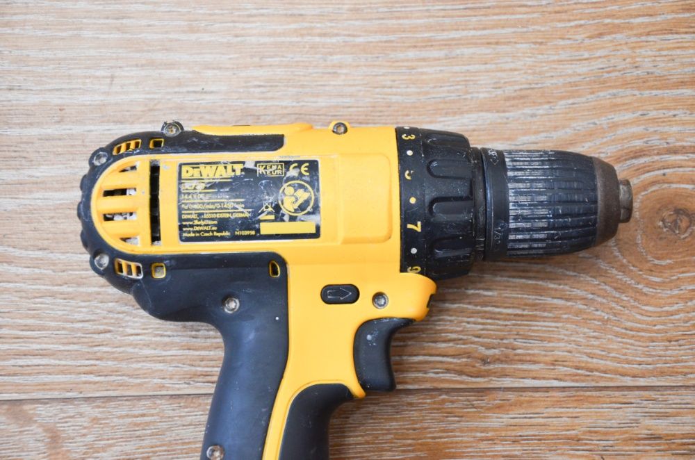 Дрель-шуруповерт DeWalt DC730K