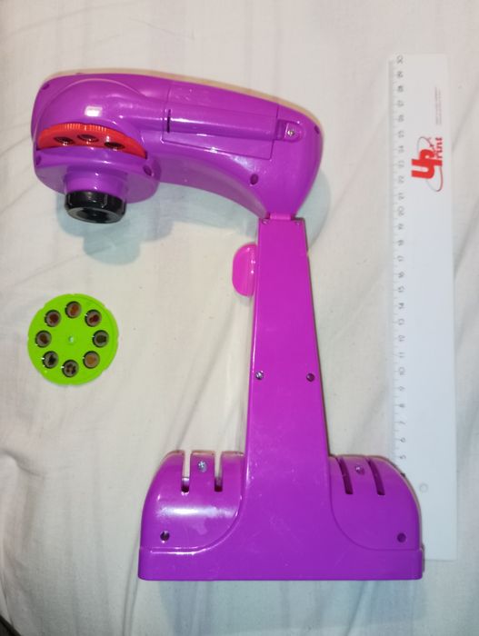 Іграшка фільмоскоп з картриджами