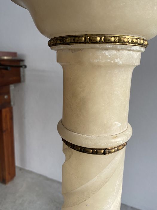 Coluna mármore Carrara Italiano
