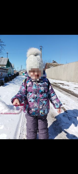 Зимова курточка на дівчинку