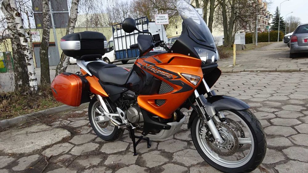 Motocykl Honda Varadero 1000