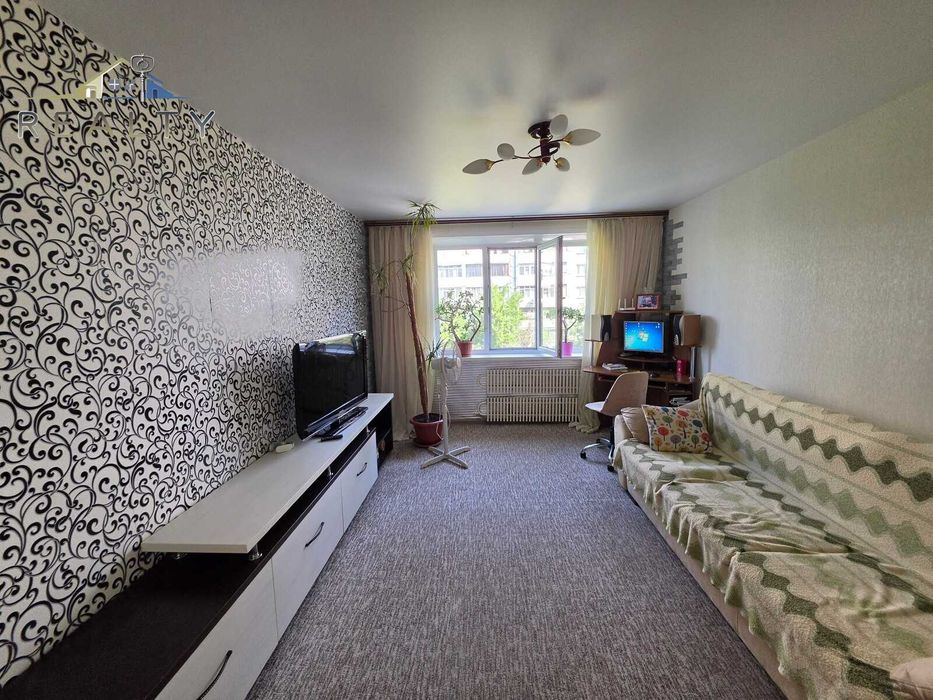 Продаж 3-кімнатної квартири, Дніпровський район (213-382-101)