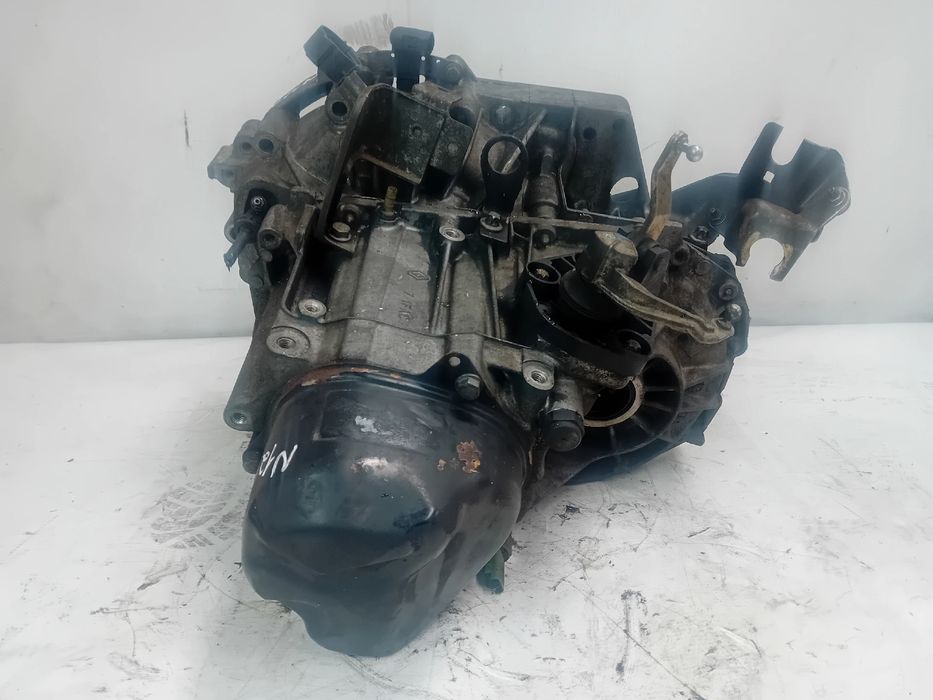 Caixa de velocidades manual NISSAN Almera II Hatchback (N16)